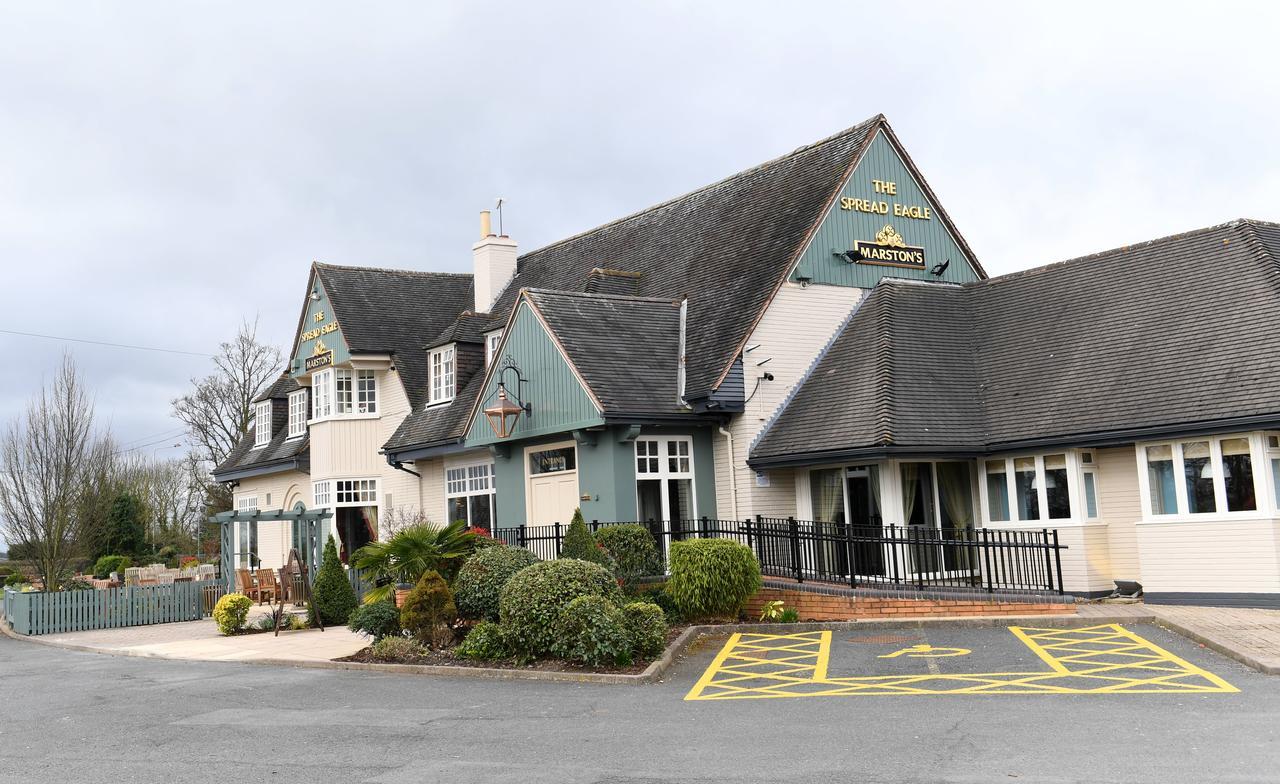 Spread Eagle, Gailey By Marston'S Inns Kültér fotó